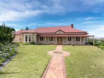 2 Schaefer Court, Mount Barker SA 5251
