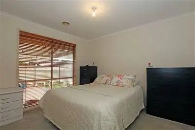 Sixth view of Homely house listing, 2 Matthews Crescent, Roxburgh Park VIC 3064