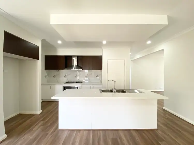 Fifth view of Homely house listing, 14 Sparrowhawk Drive, Beveridge VIC 3753