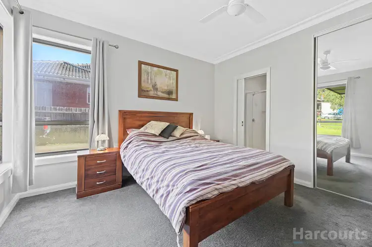 Fifth view of Homely house listing, 10 Somerville Court, Moe VIC 3825