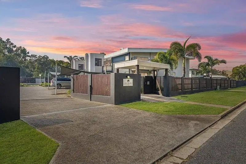 Main view of Homely house listing, 9/27-29 Cedar Ave, Taranganba QLD 4703