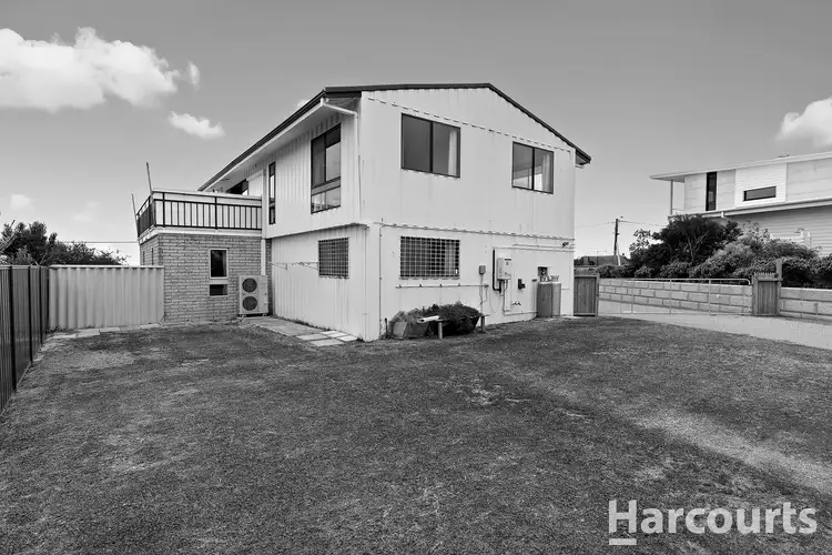 1 Avalon Parade, Falcon WA 6210