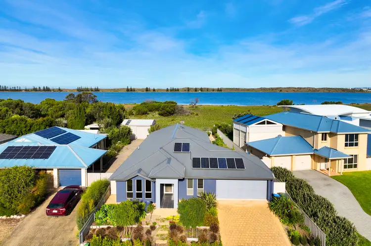 63 Arcadia Avenue, Hindmarsh Island SA 5214