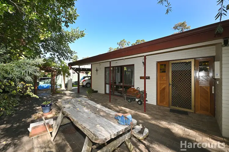 15 Dargin Street, Mount Helena WA 6082