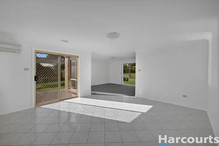 Fifth view of Homely house listing, 10 Grandview Close, Drouin VIC 3818