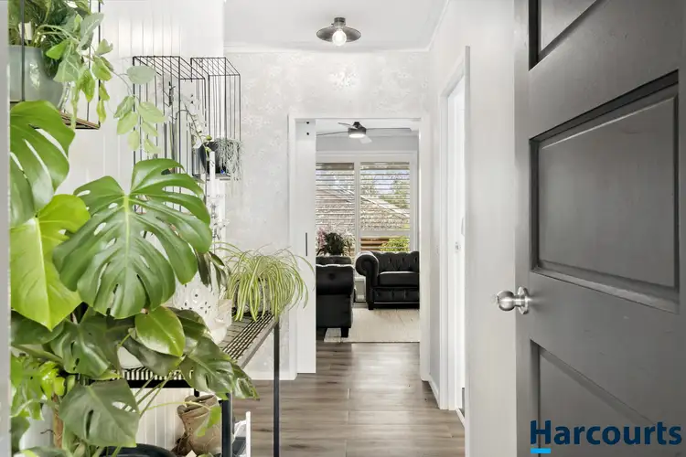 4 Moola Street, Black Hill VIC 3350