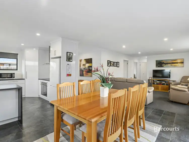2/7 Walker Street, Sorell TAS 7172