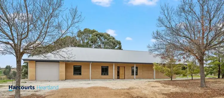 Main view of Homely house listing, 5 Robinia Way, Kangaroo Gully WA 6255