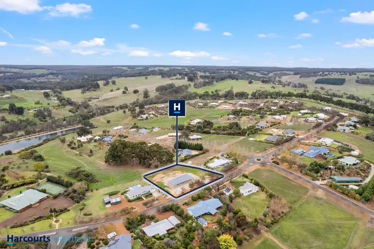 Second view of Homely house listing, 5 Robinia Way, Kangaroo Gully WA 6255
