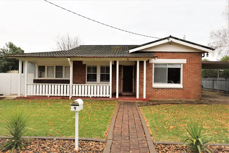 9 Renehan Street, Cootamundra NSW 2590