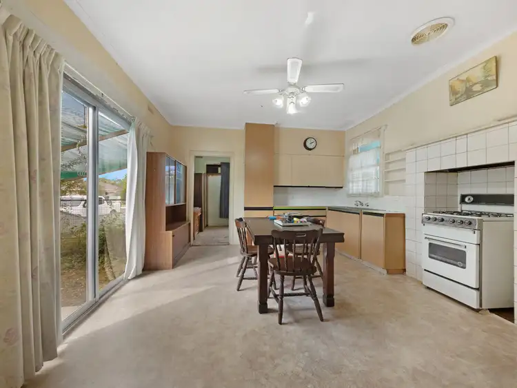 Second view of Homely house listing, 6 Batchelor Crescent, Wangaratta VIC 3677