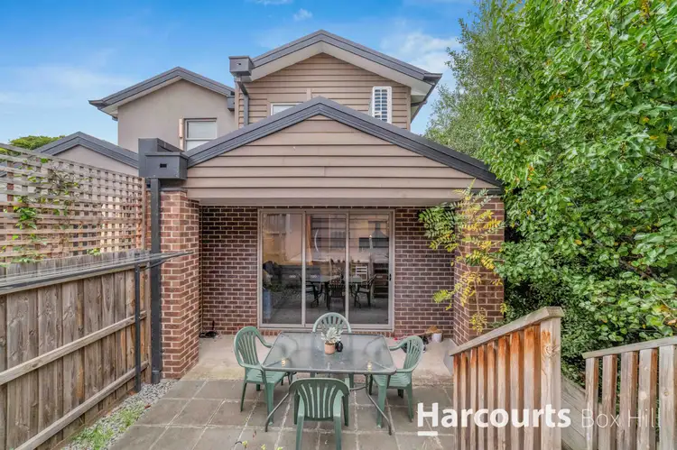 20 Irvine Crescent
