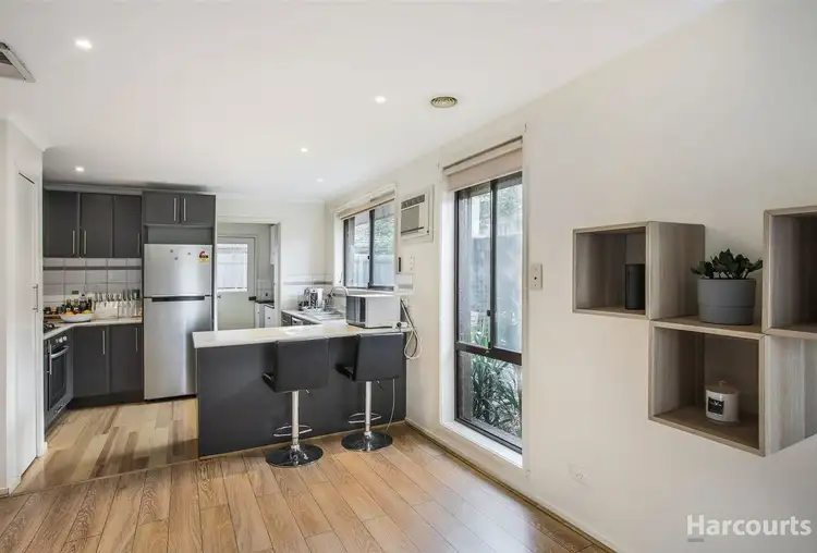 Main view of Homely unit listing, 2/9 Alexander Street, Cranbourne VIC 3977