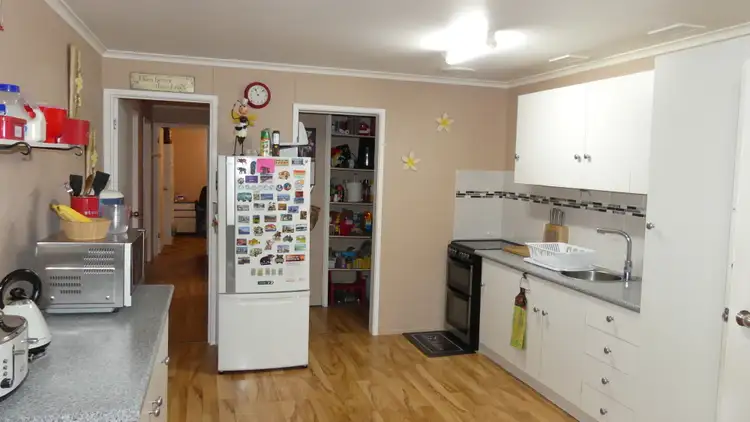 Fifth view of Homely house listing, 21 Oxley Parade, Warren NSW 2824