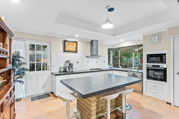 10 Watson Hill, Winthrop WA 6150