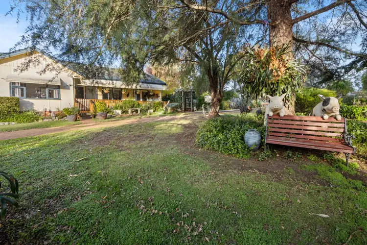 2 Padbury Road, Bridgetown WA 6255