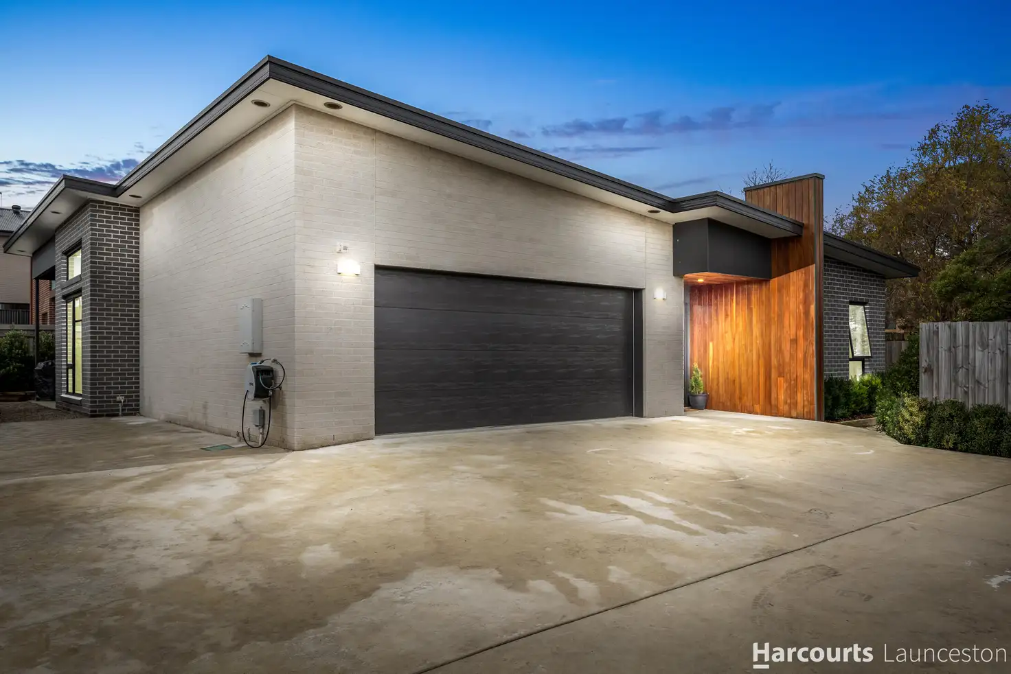 Main view of Homely unit listing, 1/4 Binalong Avenue, St Leonards TAS 7250