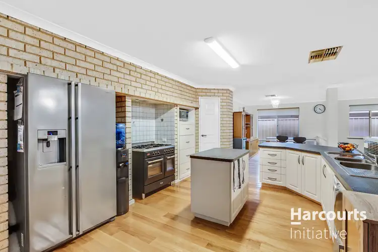 5 Horton Crescent, Marangaroo WA 6064