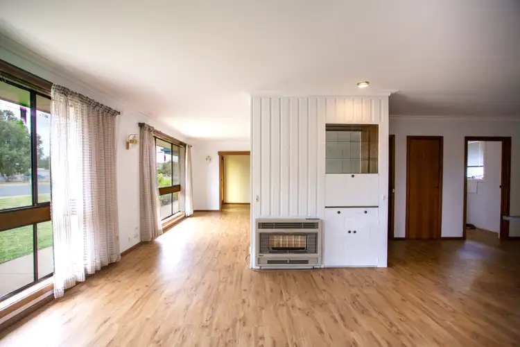 Fifth view of Homely house listing, 4 Houston Street, Donald VIC 3480