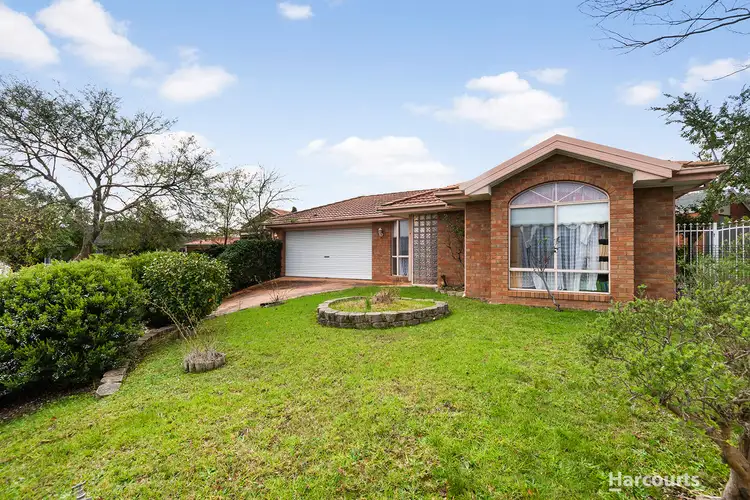 6 Celeste Court, Berwick VIC 3806