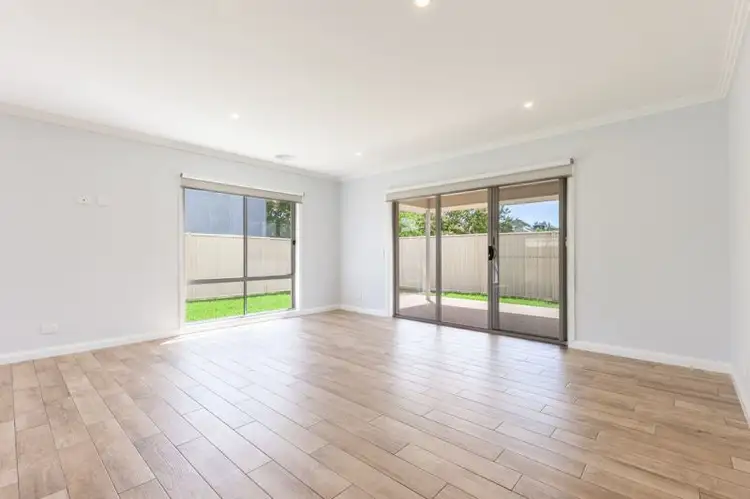 Fifth view of Homely townhouse listing, 6 Dalwhinnie Drive, Wangaratta VIC 3677