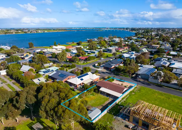 8b Johnston Street, Goolwa SA 5214