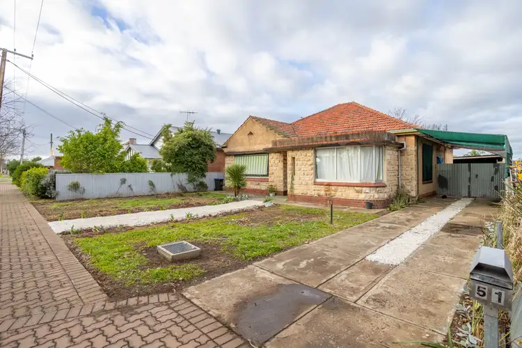51 Koolunda Avenue, Woodville South SA 5011