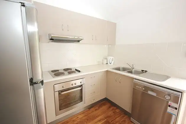 Fifth view of Homely unit listing, 4/6 Logan Lane, Yeppoon QLD 4703