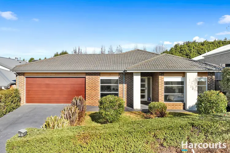 Main view of Homely house listing, 3 Hillgrove Close, Warragul VIC 3820