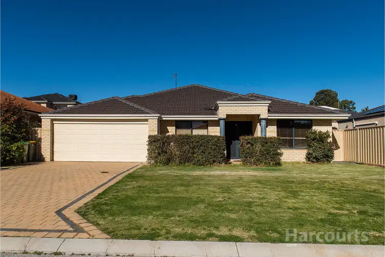 11 Tissington Drive, Darch WA 6065