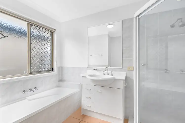 Fourth view of Homely house listing, 6 Oxbridge Chase, Arundel QLD 4214