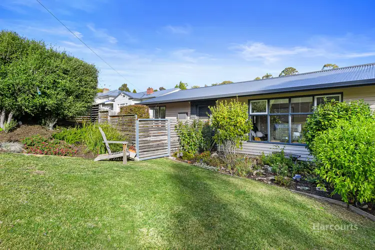 1/88 Gordons Hill Road, Lindisfarne TAS 7015