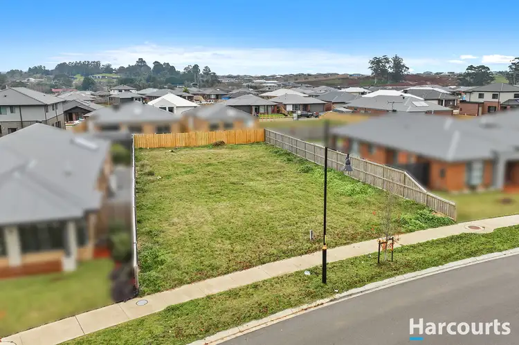 16 Carisbrooke Drive, Warragul VIC 3820