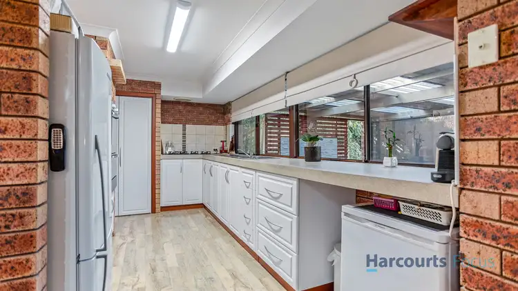 Sixth view of Homely house listing, 6 Sunbird Court, Willetton WA 6155