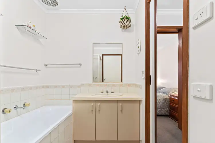 Sixth view of Homely house listing, 2/93 Warrandyte Road, Langwarrin VIC 3910