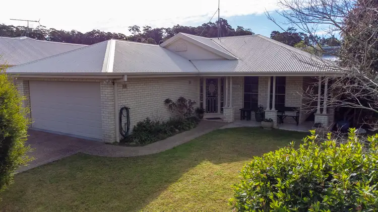 1 Gibson Place, Batehaven NSW 2536