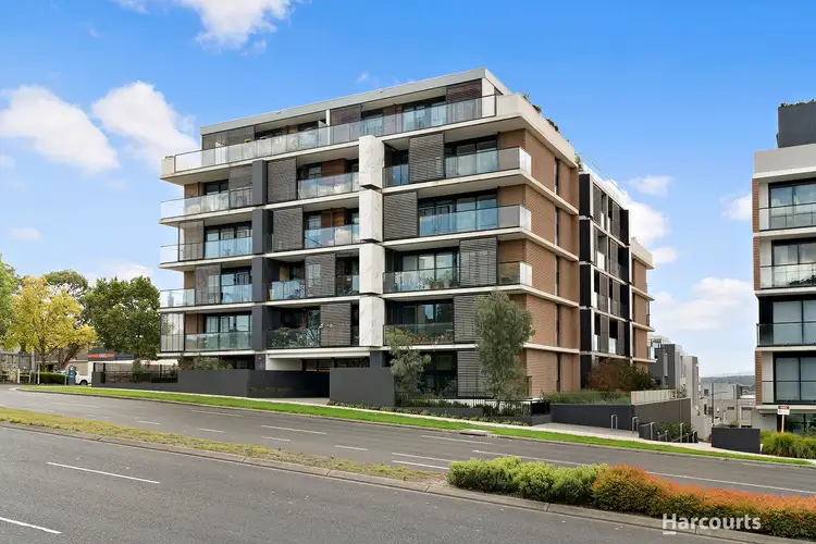 305/9 Red Hill Terrace, Doncaster East VIC 3109