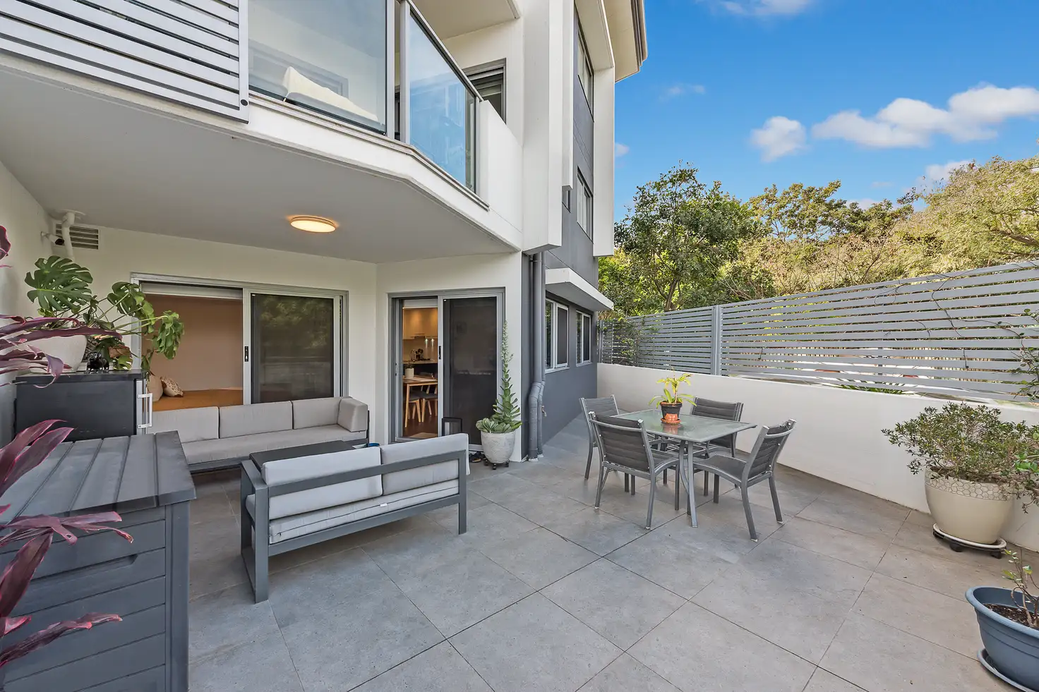 Main view of Homely unit listing, 8/13 Fenton Street, Fairfield QLD 4103