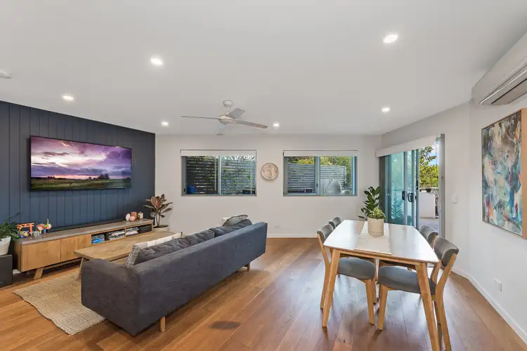 Fifth view of Homely unit listing, 8/13 Fenton Street, Fairfield QLD 4103