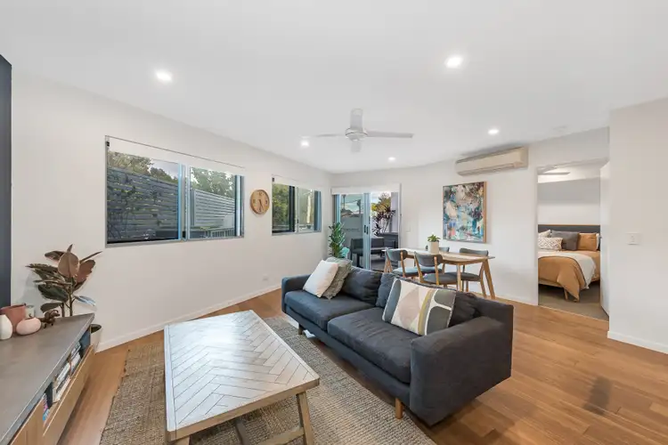 Sixth view of Homely unit listing, 8/13 Fenton Street, Fairfield QLD 4103