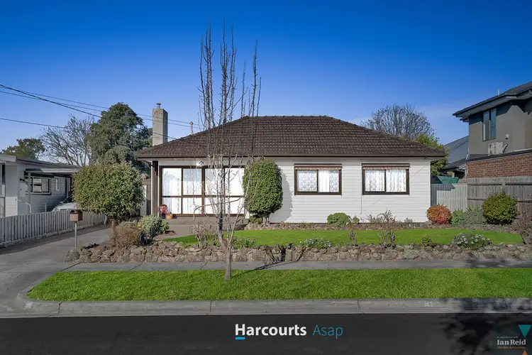 1 Leeside Street, Dandenong North VIC 3175