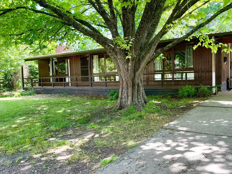 Second view of Homely house listing, 3 Park Avenue, Eildon VIC 3713