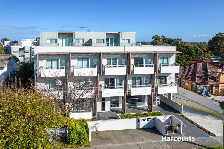 16/1728 Dandenong Road, Clayton VIC 3168