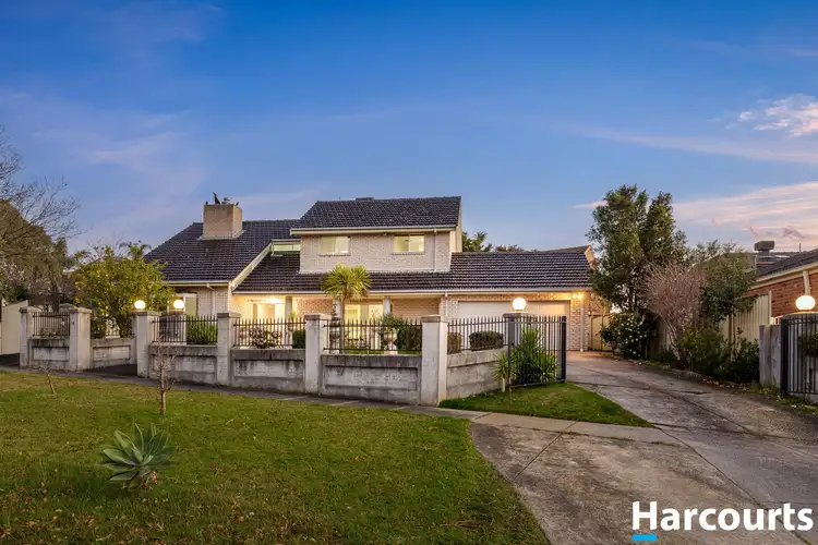 10 Kassan Gardens, Endeavour Hills VIC 3802