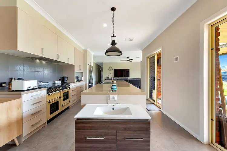 Fifth view of Homely house listing, 10 Sarah Candace Court, Munno Para West SA 5115