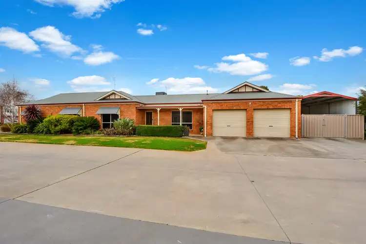 1 Macdonald Court, Horsham VIC 3400