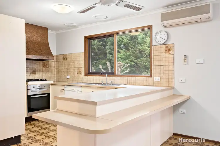Fifth view of Homely house listing, 10 Verdi Court, Templestowe VIC 3106