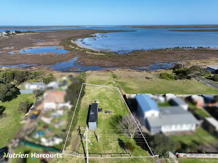 85 Mcloughlins Road
