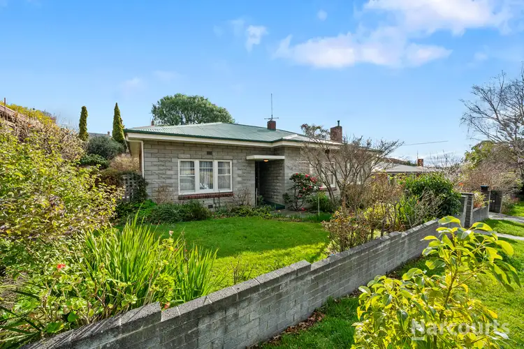 9 Oakley Street, New Town TAS 7008