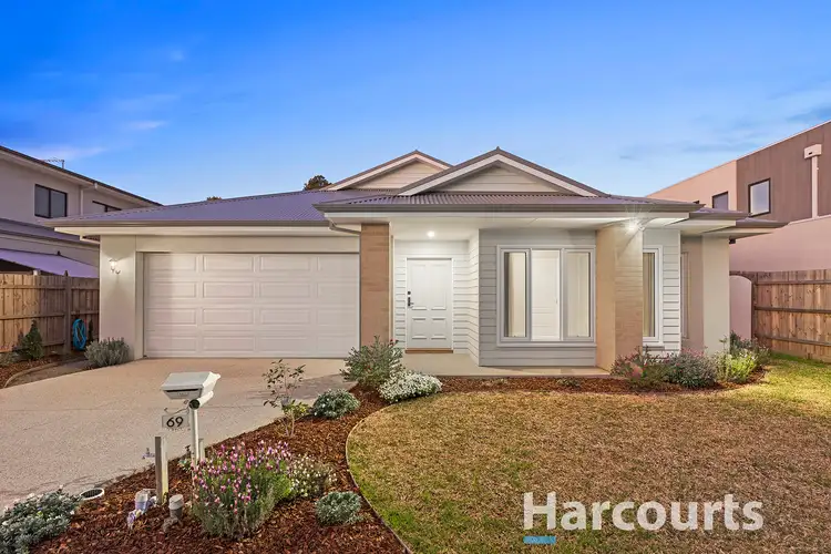 69 Outlook Drive, Chirnside Park VIC 3116